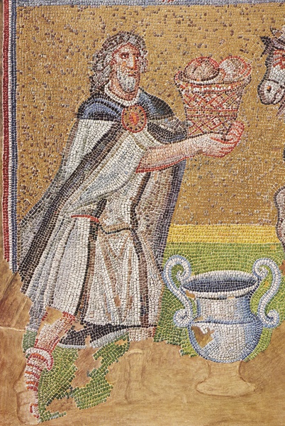 Rom, S. Maria Maggiore: das westlichste Mosaik der Südseite im Obergaden zeigt den Hohepriester Melchisedech in einer lacerna, die von einer großen *Fibula gehalten wird (Kirche 434 geweiht).